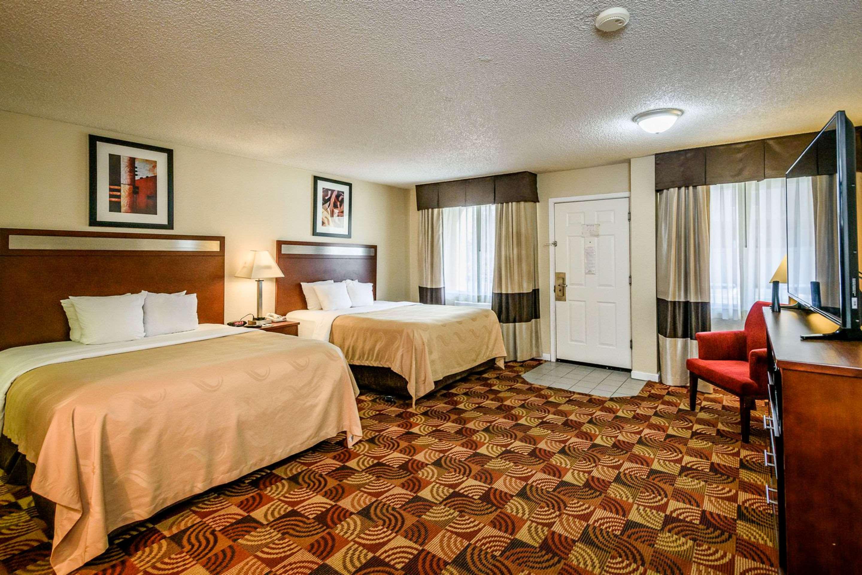 Quality Near I-5 Hotel
